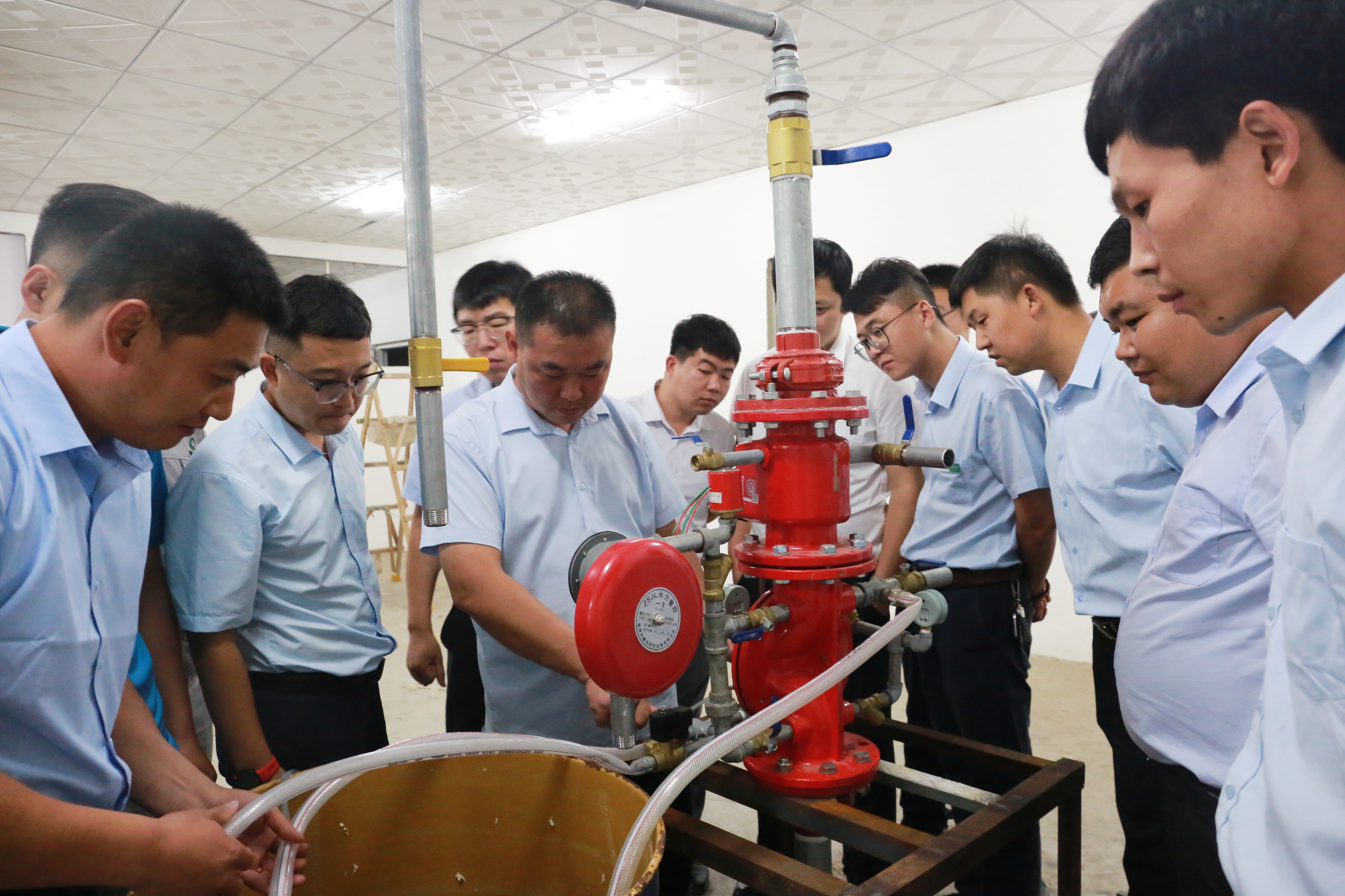 隆泰物業(yè)2023年度“蔚藍計劃”培訓順利結(jié)營(圖1)